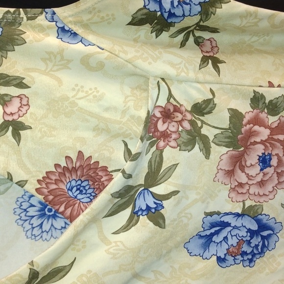 Jessica sport women's floral beige top Sz 10/12 - Picture 6 of 12